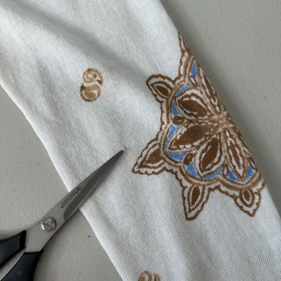 Martha Stewart Cardigan Sweater Size M Cream Blue Paisley - Picture 11 of 11